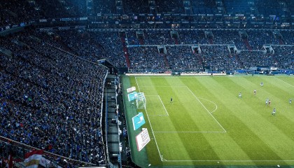 开云体育下载官网-皇马3-0击败帕丘卡，赢得首届洲际杯，皇马3-1马竞